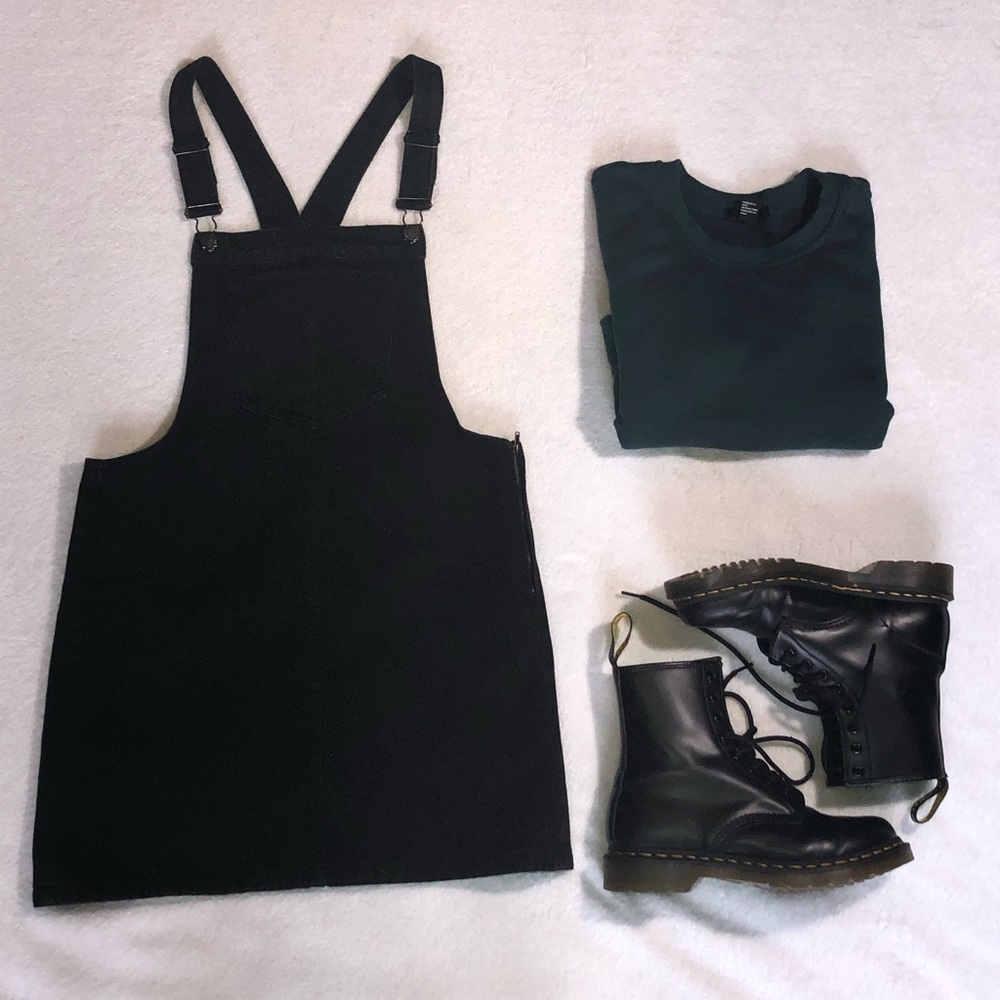 Trendy Forever 21 black, overall, jean skirt